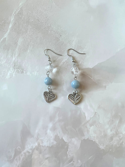 Angeliet & Bergkristal Oorbellen met Hart – Rust, Heling & Liefdevolle Verbinding